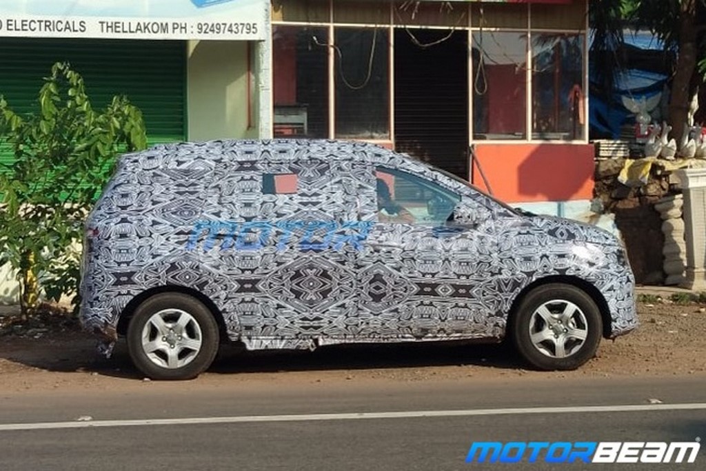 Renault Triber Spied Side