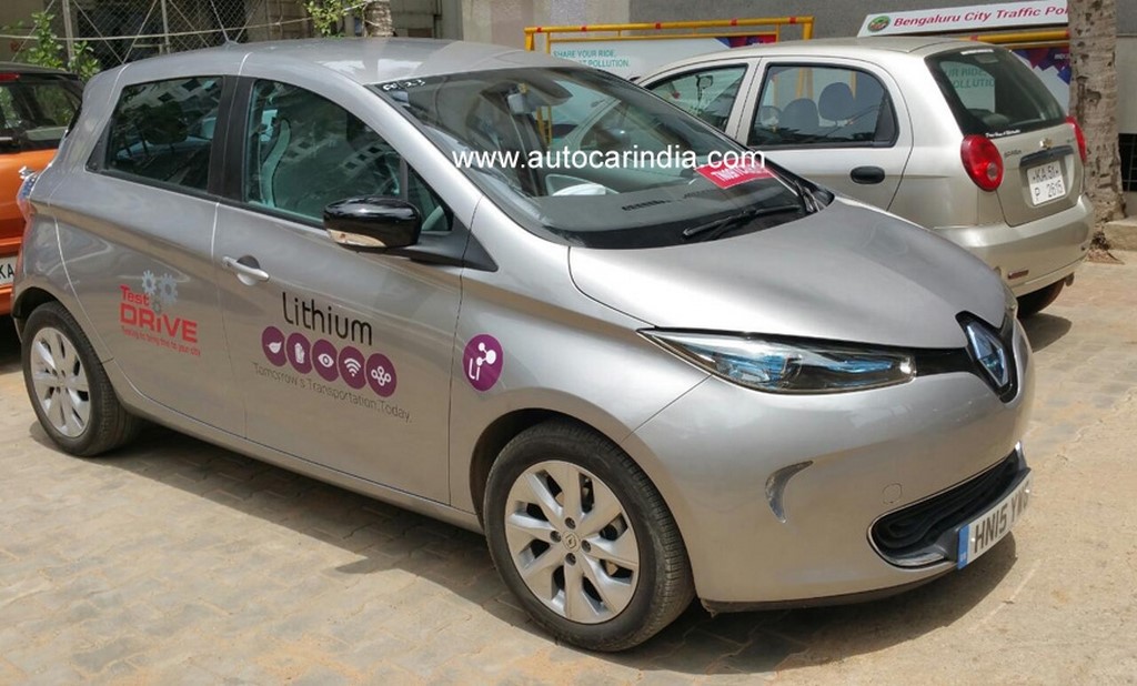 Renault Zoe EV Spied