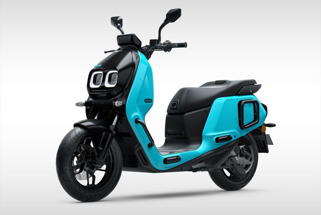 blue scooter