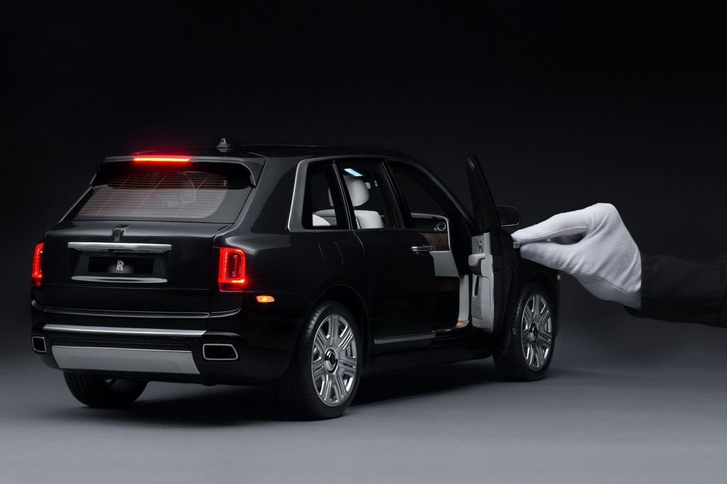 Rolls-Royce Cullinan Scale Replica