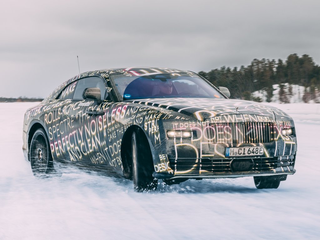 Rolls-Royce Spectre Winter Testing