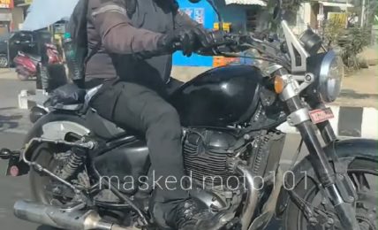 Royal Enfield 650 Cruiser Spotted