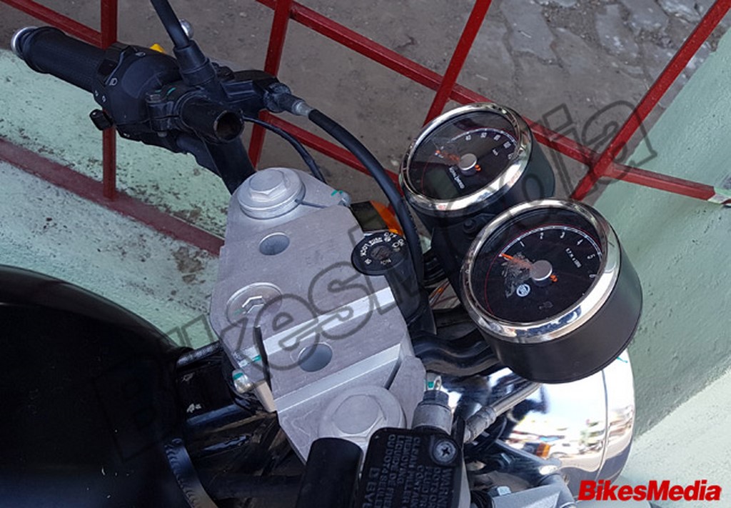 Royal Enfield Continental GT 750 Instrument Cluster