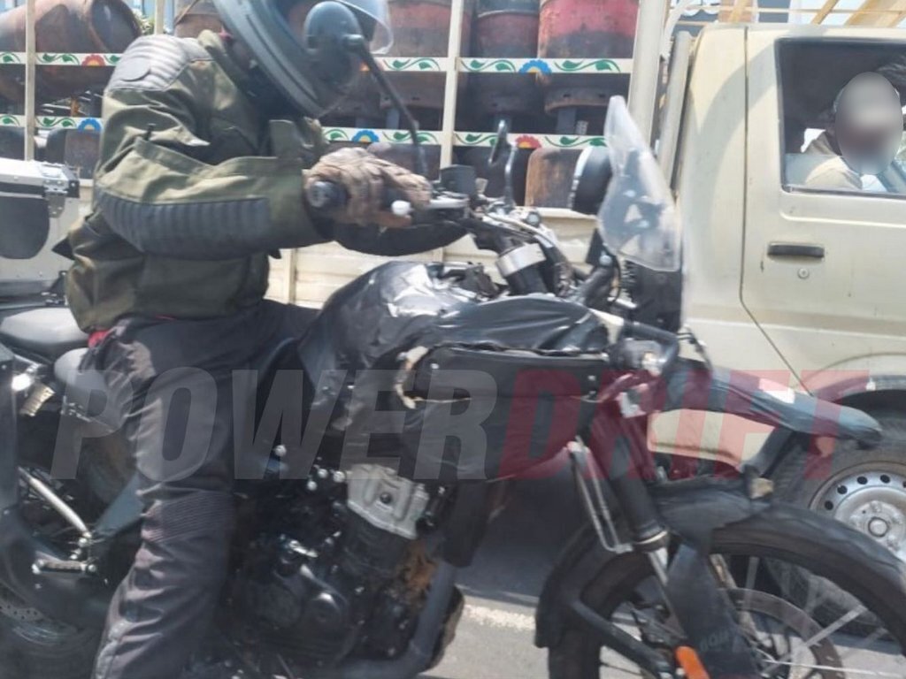 Royal Enfield Himalayan 450 Spied