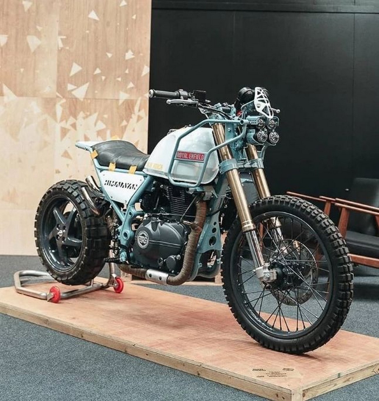 Royal Enfield Himalayan MJR Roach 3