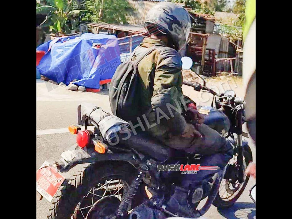 Royal Enfield Hunter 350 Spied Side