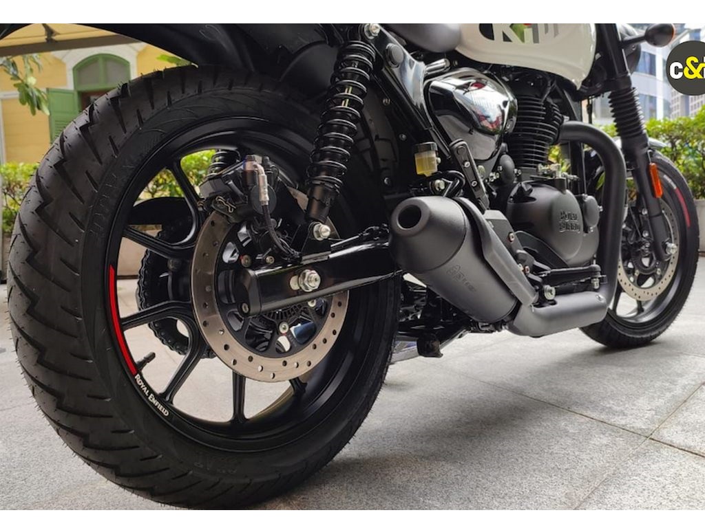 Royal Enfield Hunter 350 White Wheels