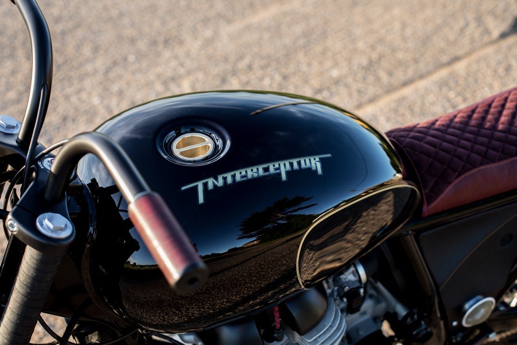 Royal Enfield Interceptor Custom