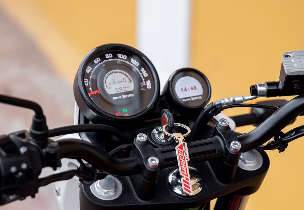 Royal Enfield Scram 411 Instrument Cluster