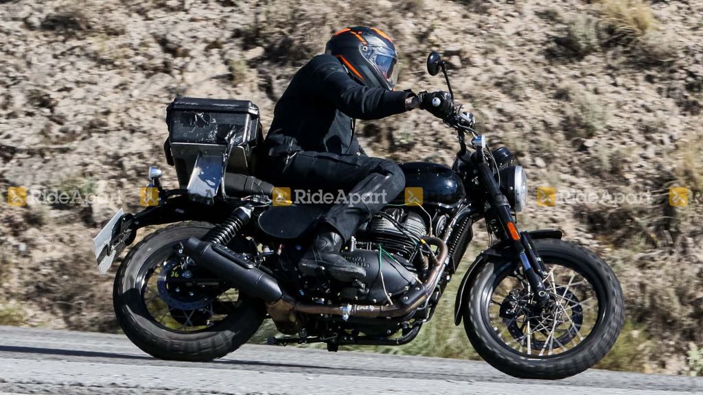 Royal Enfield Scrambler 650 Spied