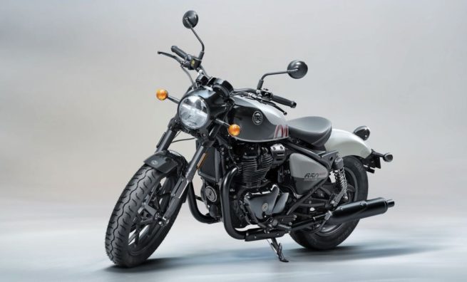 Royal Enfield Shotgun 650 Stencil White