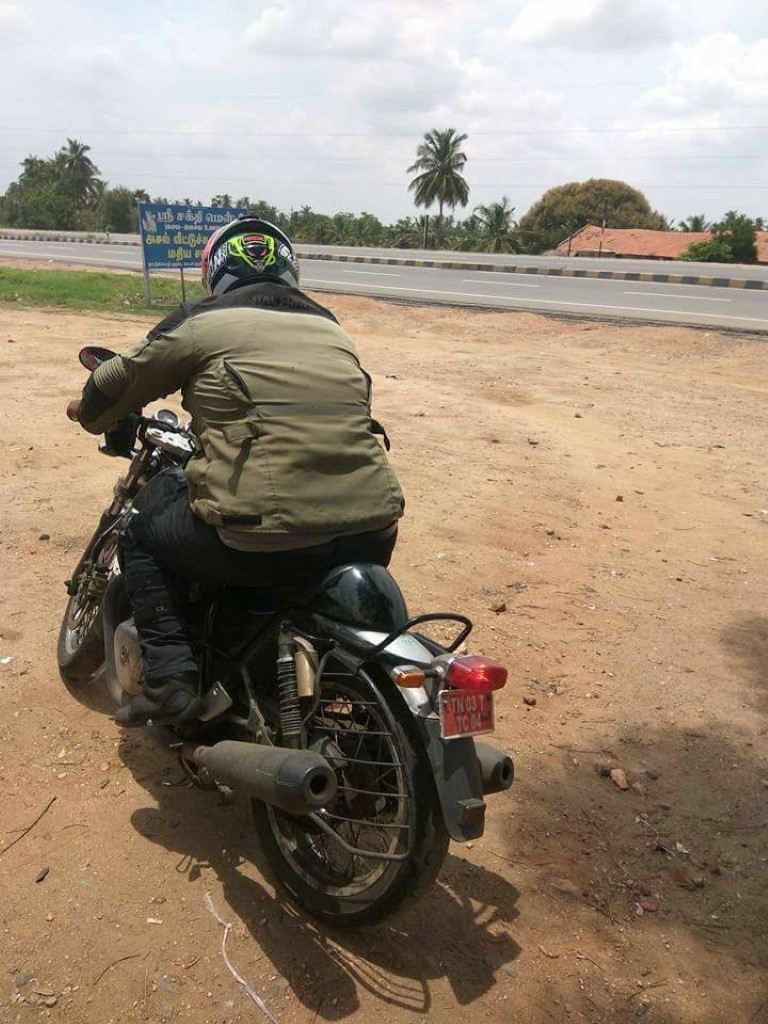 Royal Enfield Twin-Cylinder Cafe Racer