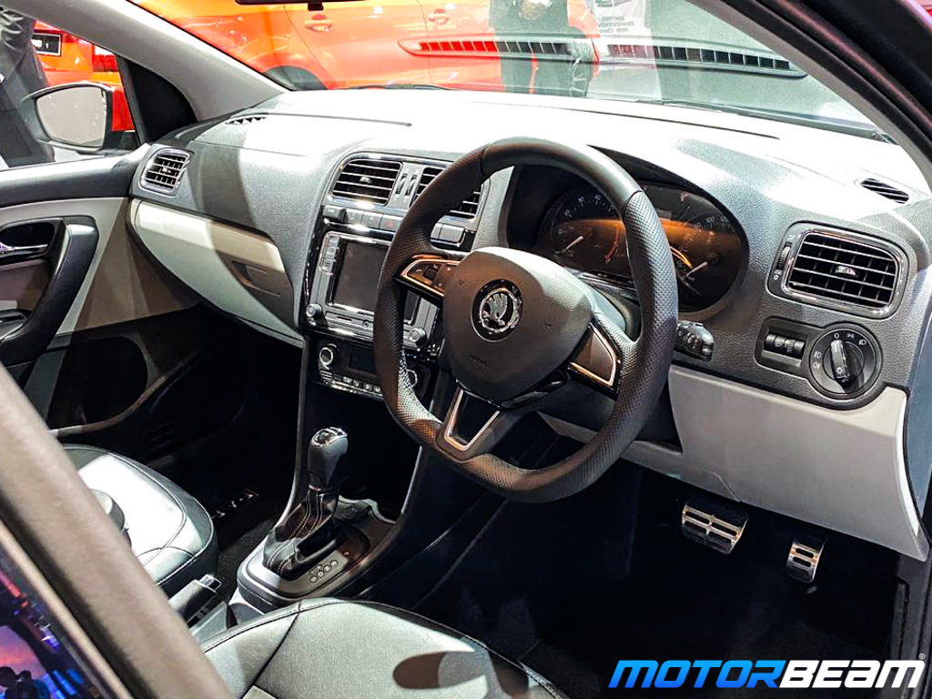 Skoda Rapid Matte Concept 7