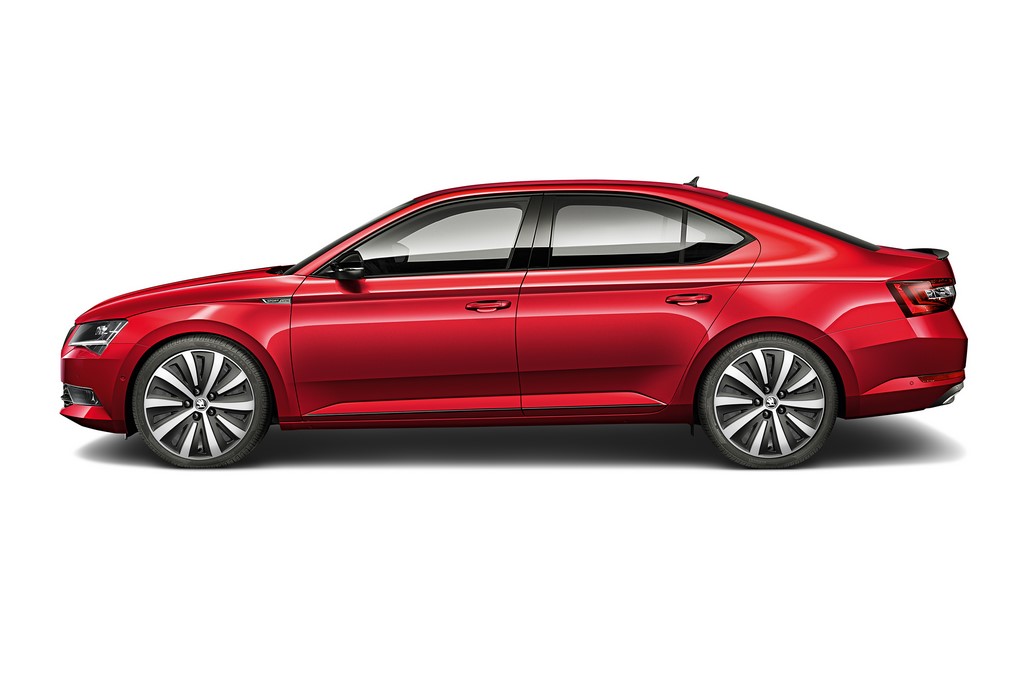 Skoda Superb Sportline Side