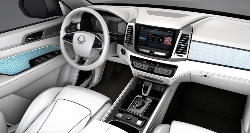 SsangYong LIV-2 SUV Concept Interior
