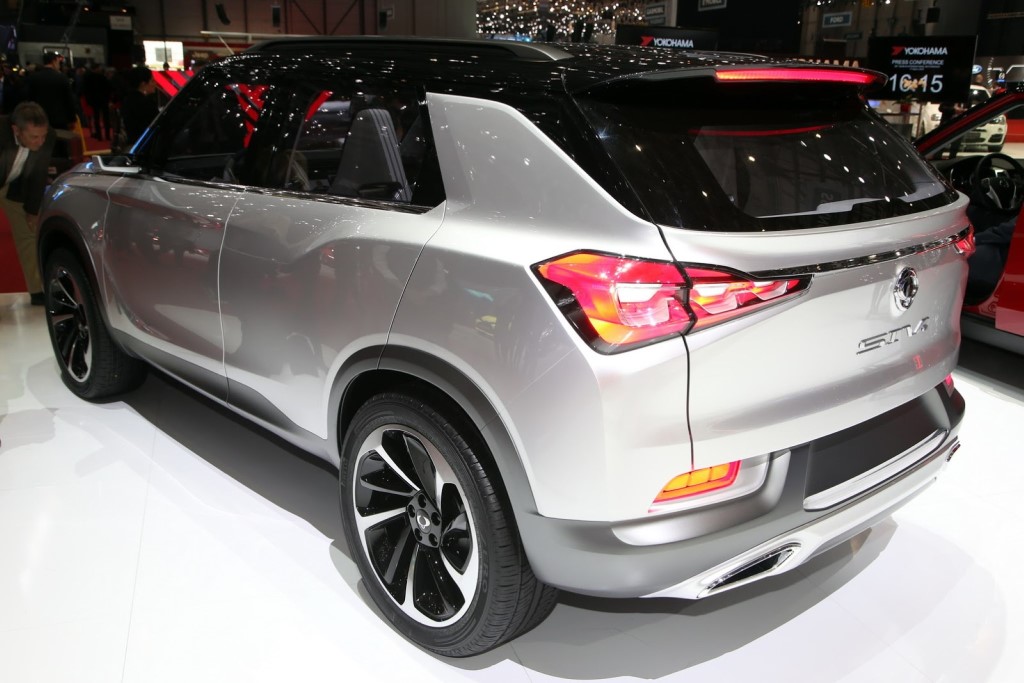 SsangYong SIV-2 Rear
