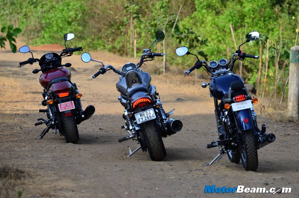Street 750 vs Thunderbird 500 Shootout
