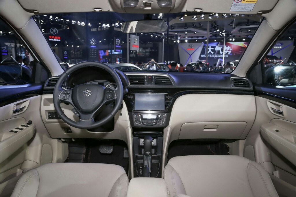 Suzuki Alivio Pro Interior