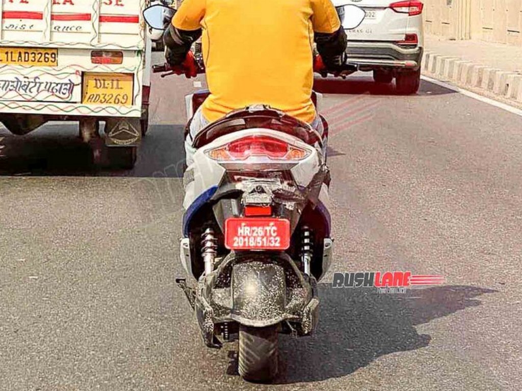 Suzuki Burgman Electric Spotted Rear