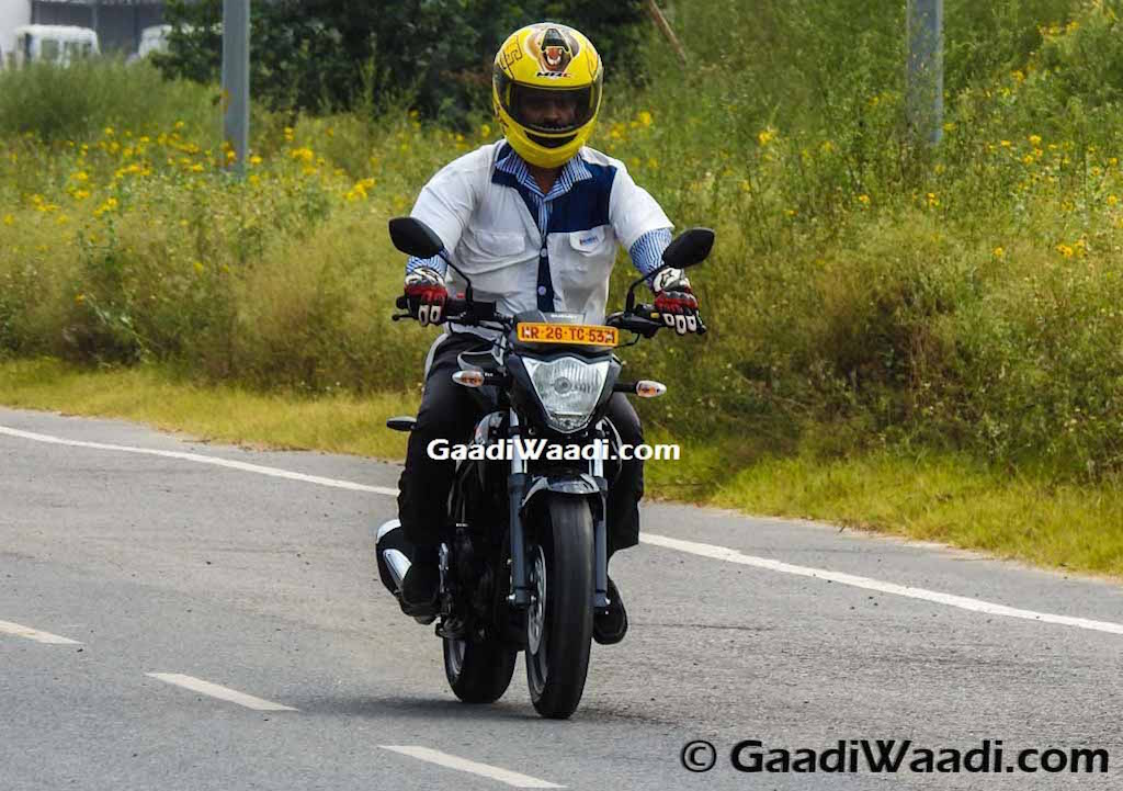 Suzuki Gixxer Rear Disc Spy Shot