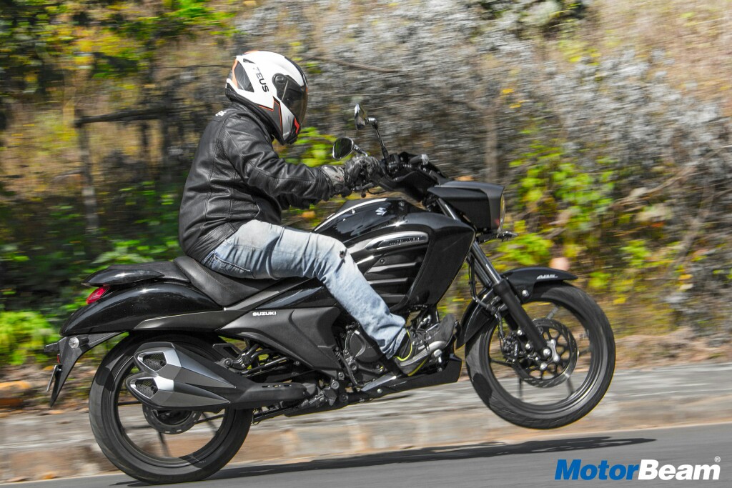 Suzuki Intruder 150 FI variant - Auto Expo 2018 Live