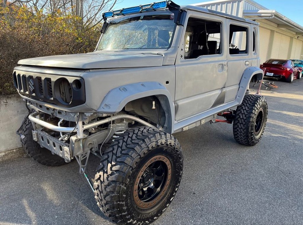 Suzuki Jimny 5-Door Concept