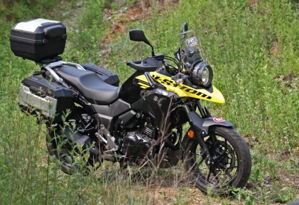 Suzuki V-Strom 250 Black