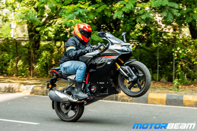 TVS Apache RR 310 BS6 Hindi Video Review