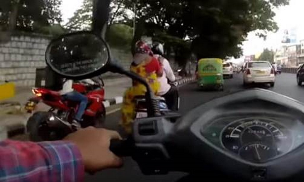 TVS Apache RR 310 Food Delivery Bike