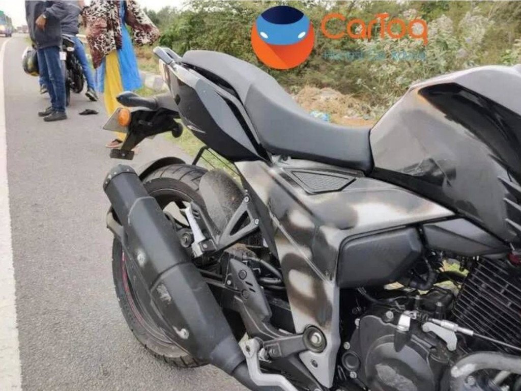 Tvs Apache Rtr 160 4v Bs6 Spied On Test Motorbeam