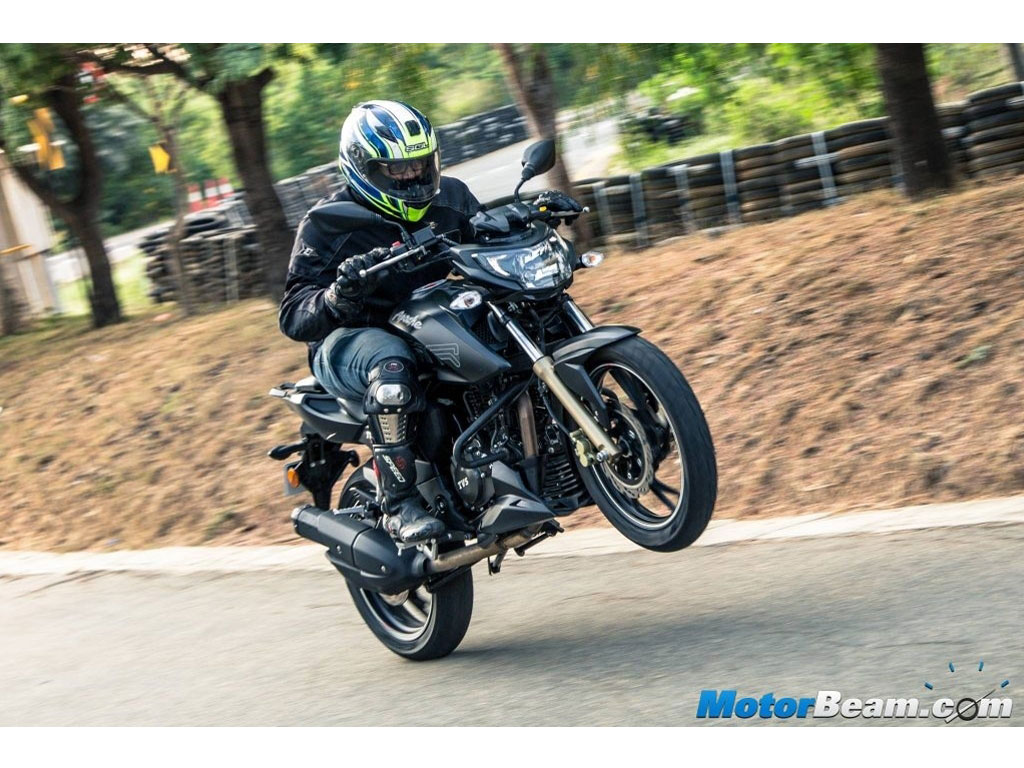 TVS Apache RTR 200 4V Matte Black