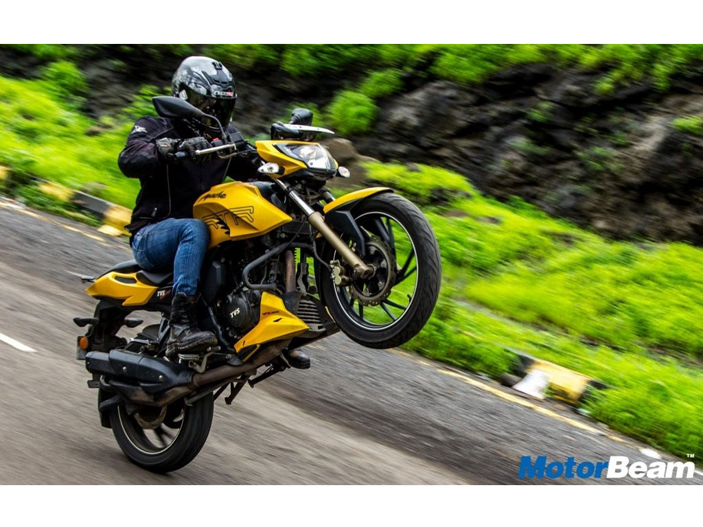 TVS Apache RTR 200 4V Yellow