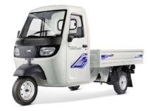 TVS King Kargo HD EV front