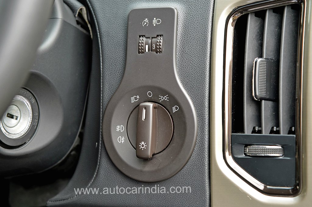 Tata Hexa Pre Production Features
