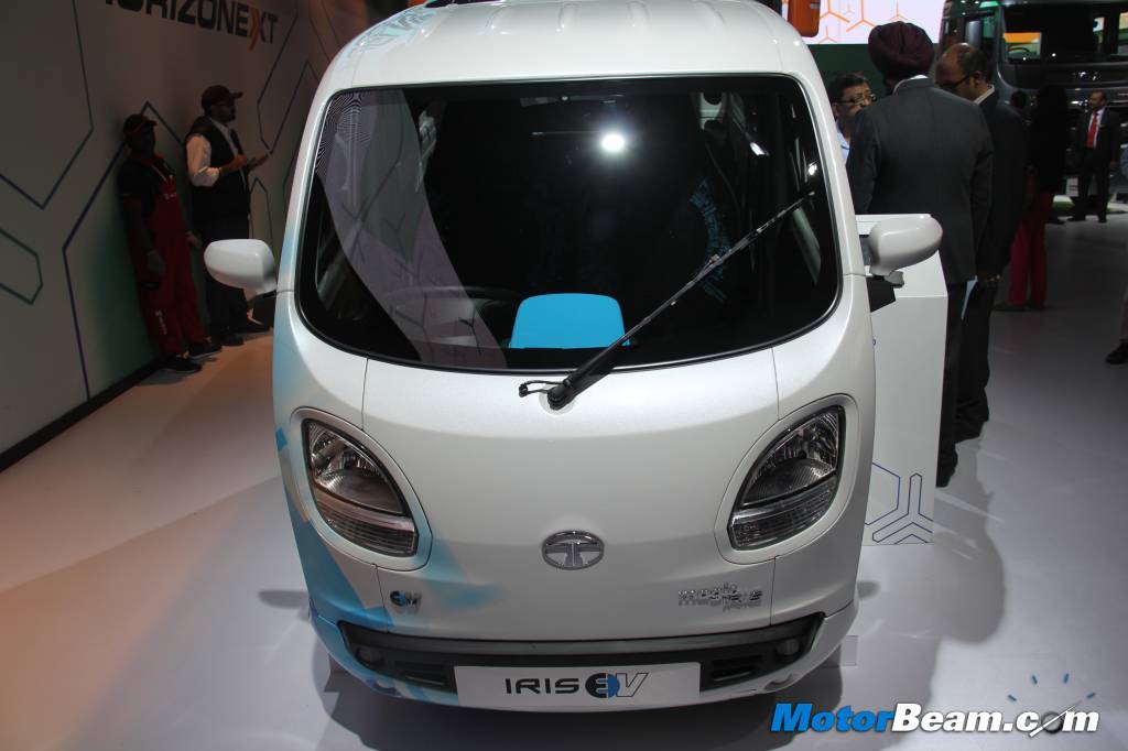 Tata Magic Iris Electric Front