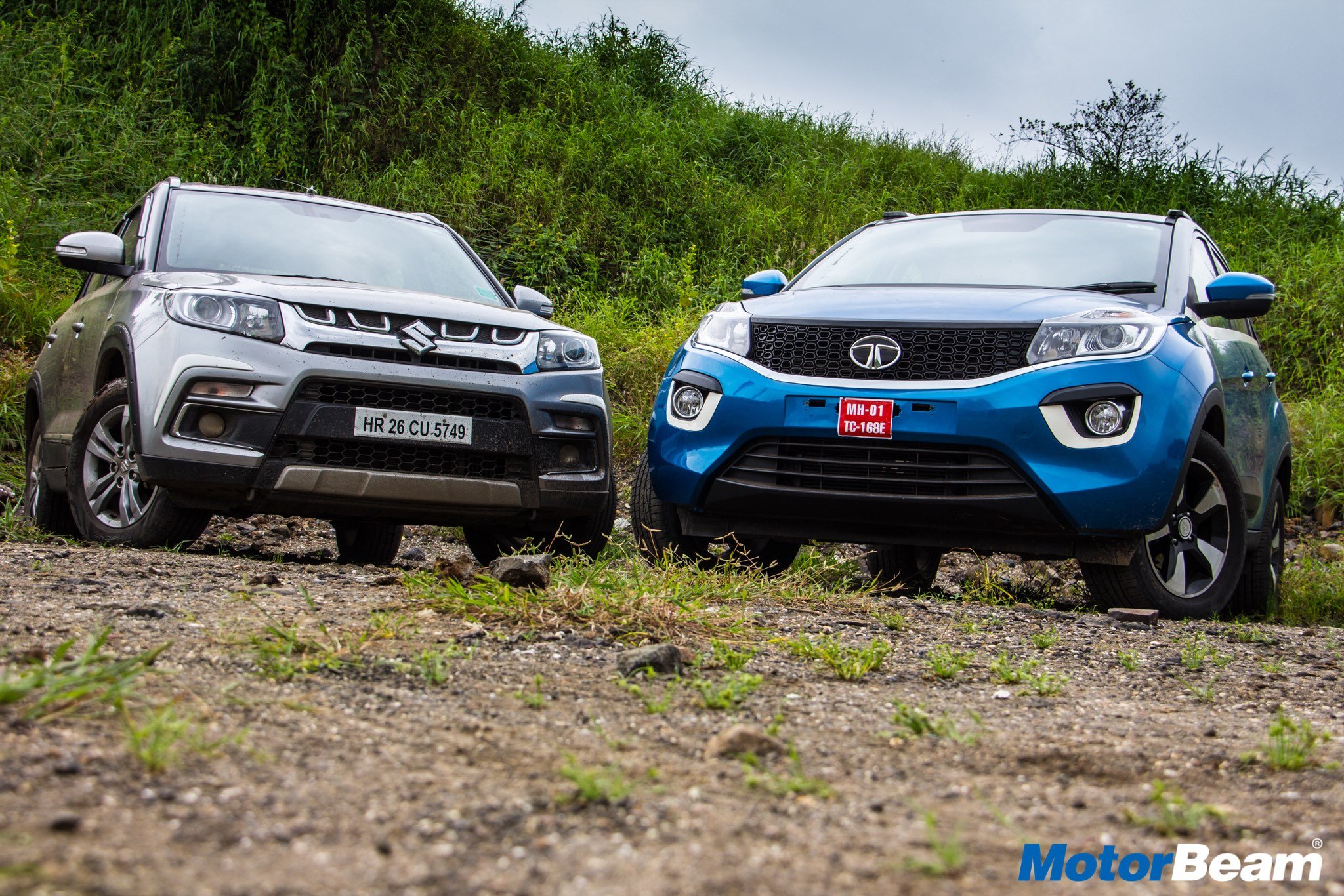 Tata Nexon vs Maruti Vitara Brezza - Video