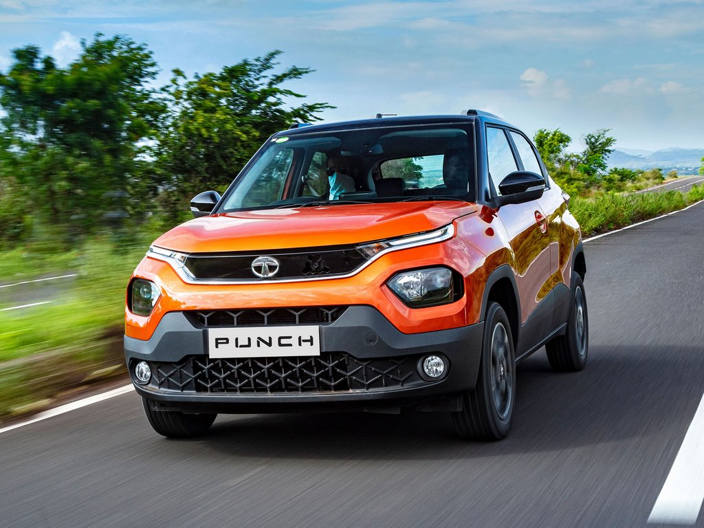 Tata Punch Atomic Orange Front