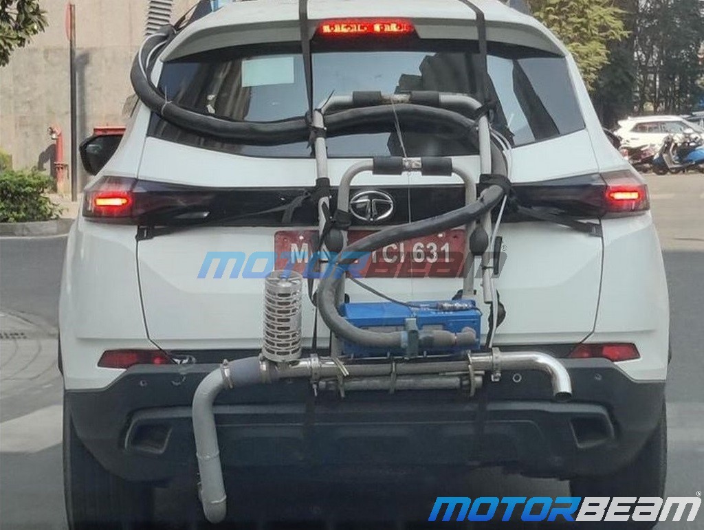 Tata Safari Petrol Spied