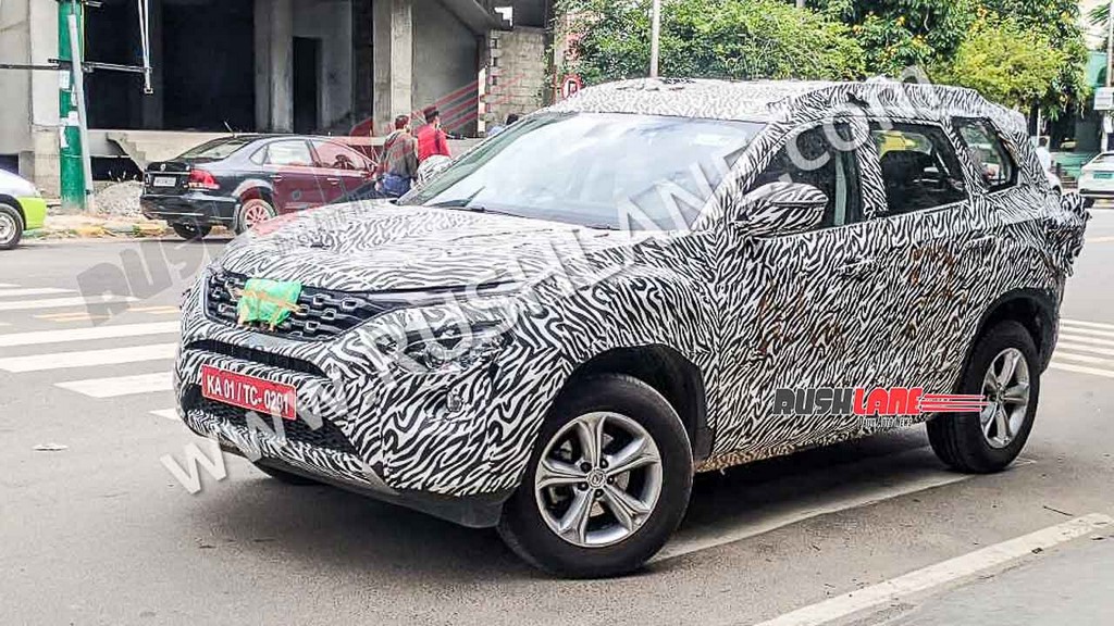 Tata Safari Petrol Spied