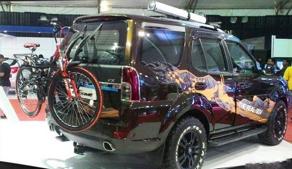 Tata Safari Storme Accessorised