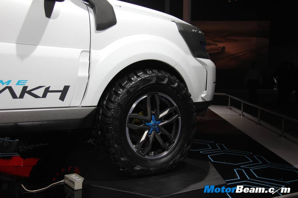 Tata Safari Storme Ladakh Tyre