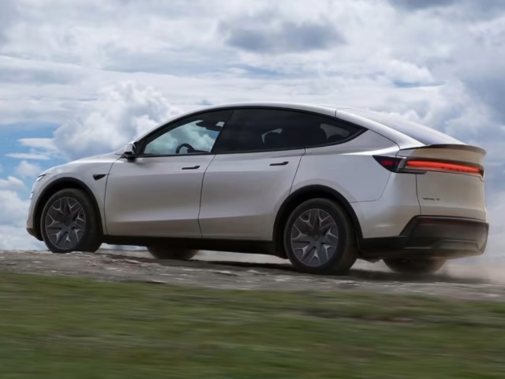 Tesla Model Y L rear