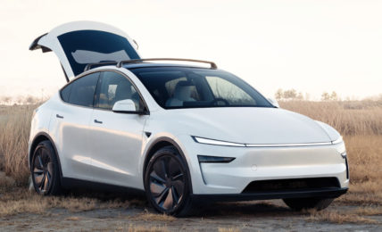 Tesla Model Y Premium RWD 1