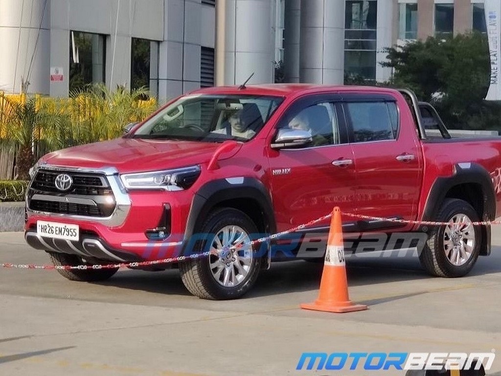 Toyota Hilux available for bookings in India, albeit unofficially