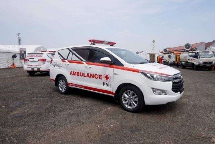 Toyota Innova Crysta Ambulance