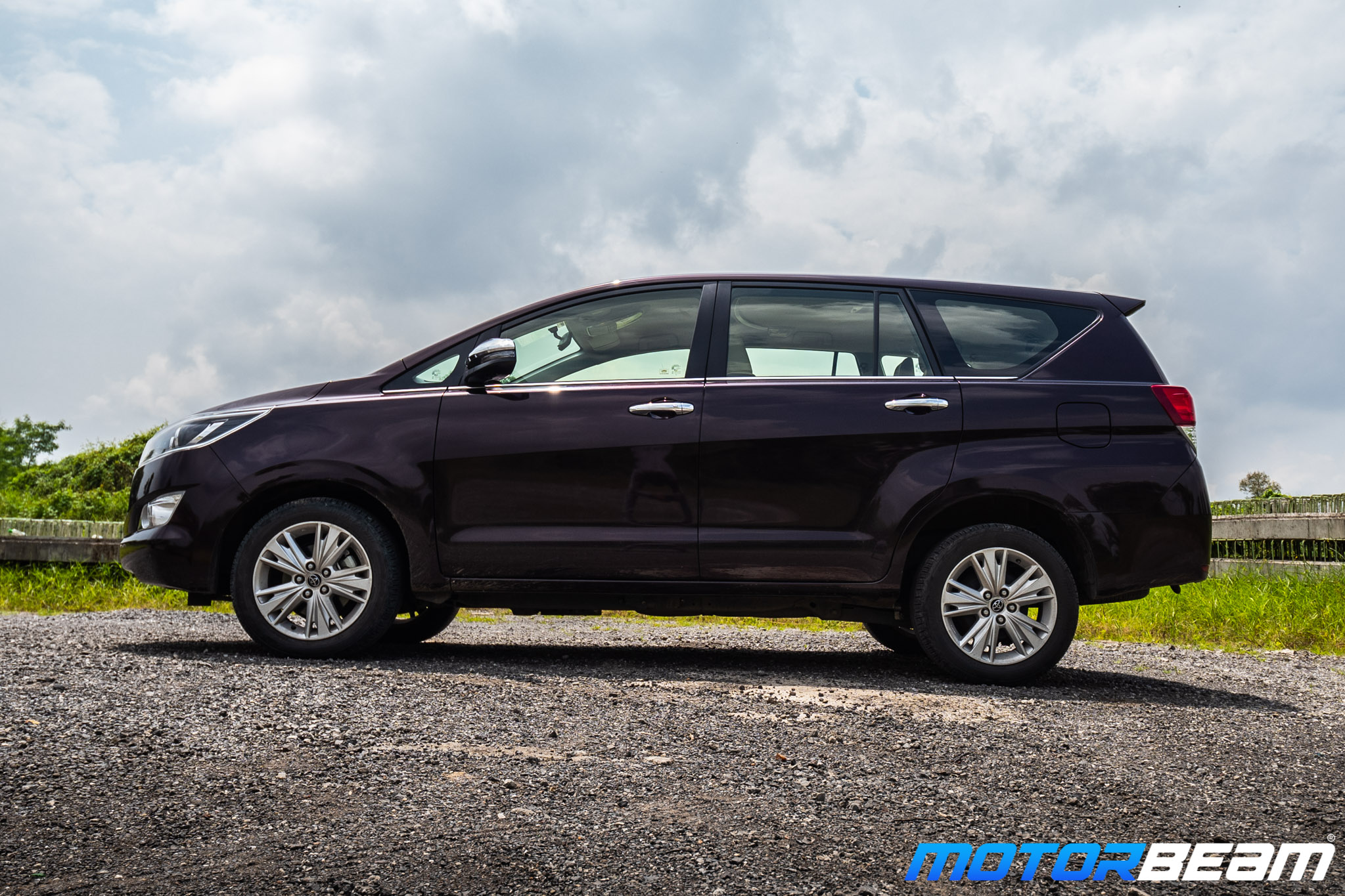 Toyota-Innova-Crysta-BS6-26