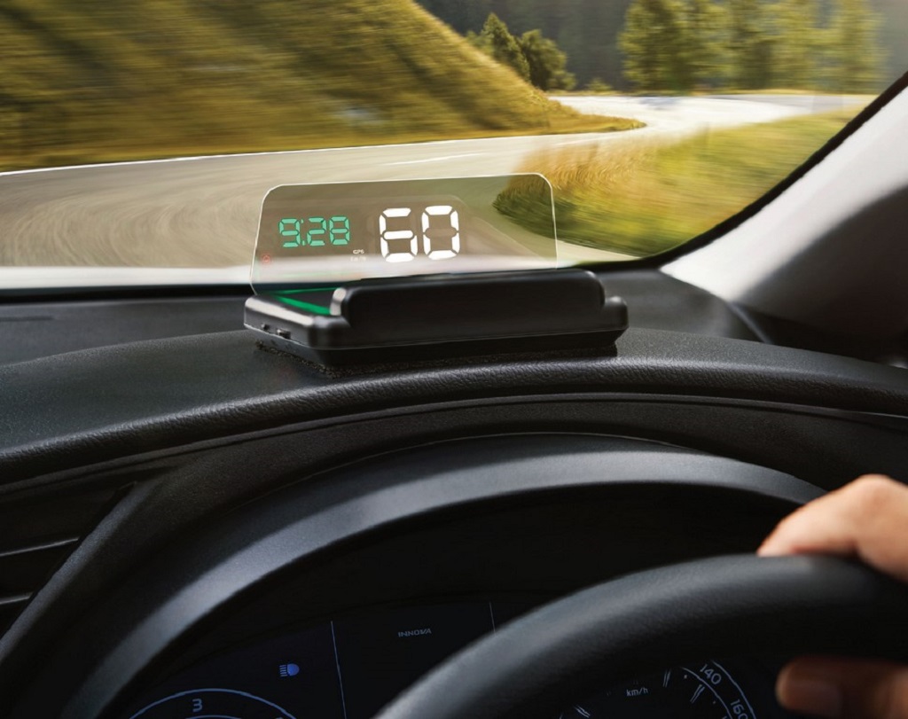 Toyota Innova Crysta Limited Edition Head-Up Display