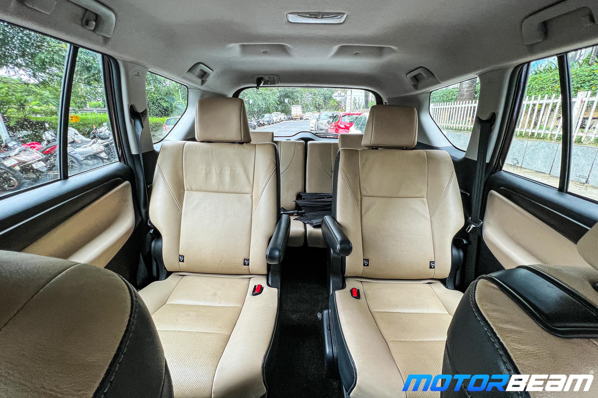 Toyota Innova Crysta Travelogue 40