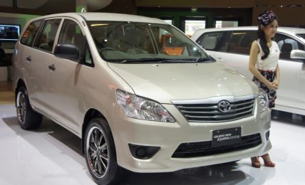 Toyota-Innova-MPV-Facelift-1