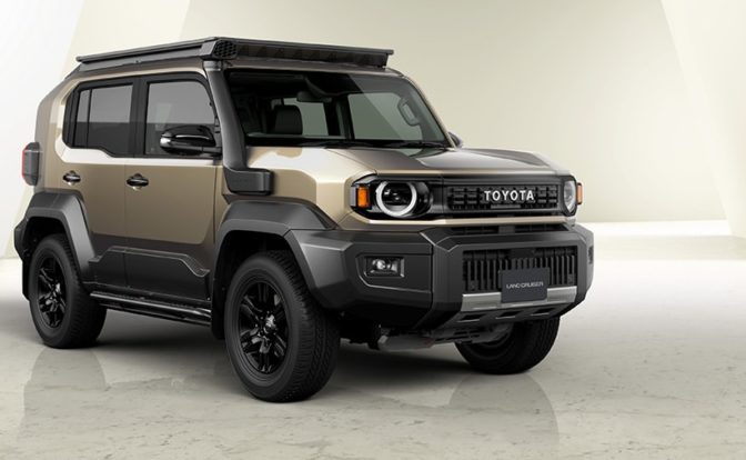 Toyota Land Cruiser FJ 6